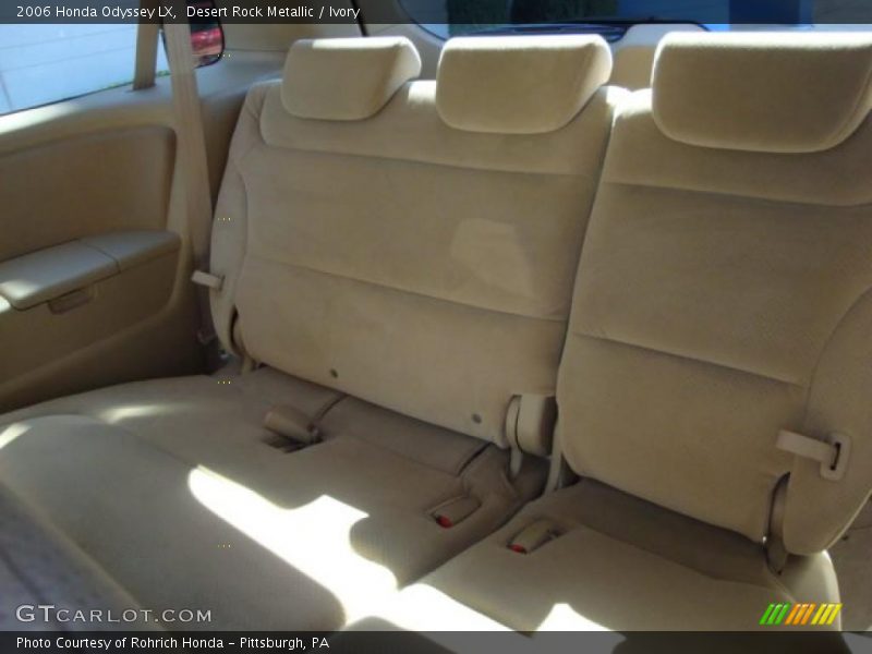 Desert Rock Metallic / Ivory 2006 Honda Odyssey LX