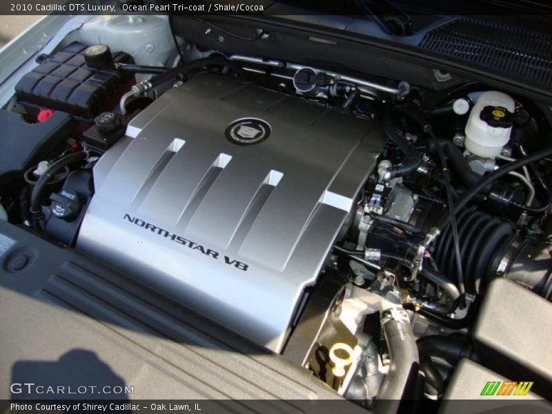 Ocean Pearl Tri-coat / Shale/Cocoa 2010 Cadillac DTS Luxury