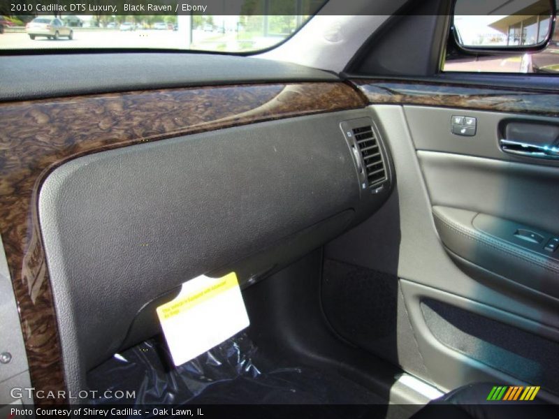 Black Raven / Ebony 2010 Cadillac DTS Luxury