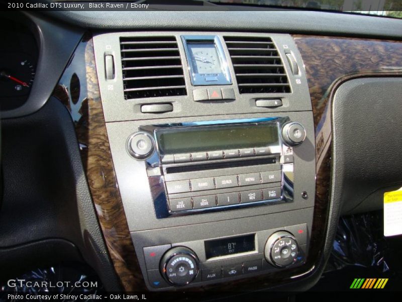 Black Raven / Ebony 2010 Cadillac DTS Luxury