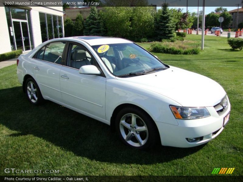 Arctic White / Gray 2007 Hyundai Sonata Limited V6