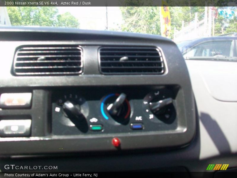 Aztec Red / Dusk 2000 Nissan Xterra SE V6 4x4