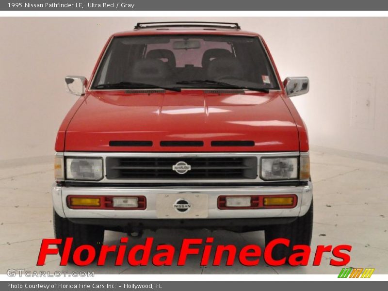 Ultra Red / Gray 1995 Nissan Pathfinder LE