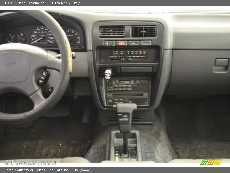 Ultra Red / Gray 1995 Nissan Pathfinder LE