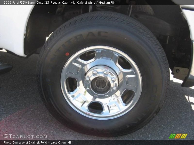 Oxford White / Medium Flint 2006 Ford F350 Super Duty XLT Regular Cab 4x4