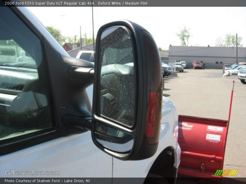 Oxford White / Medium Flint 2006 Ford F350 Super Duty XLT Regular Cab 4x4