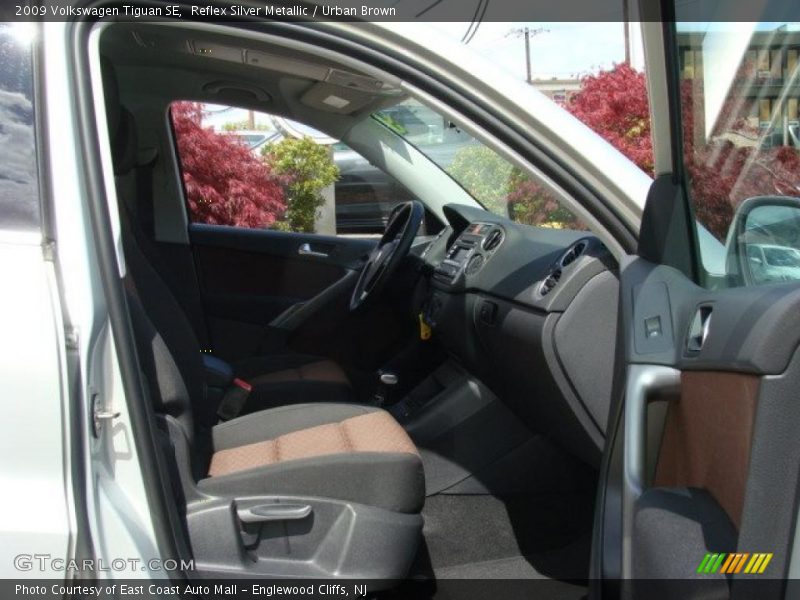 Reflex Silver Metallic / Urban Brown 2009 Volkswagen Tiguan SE