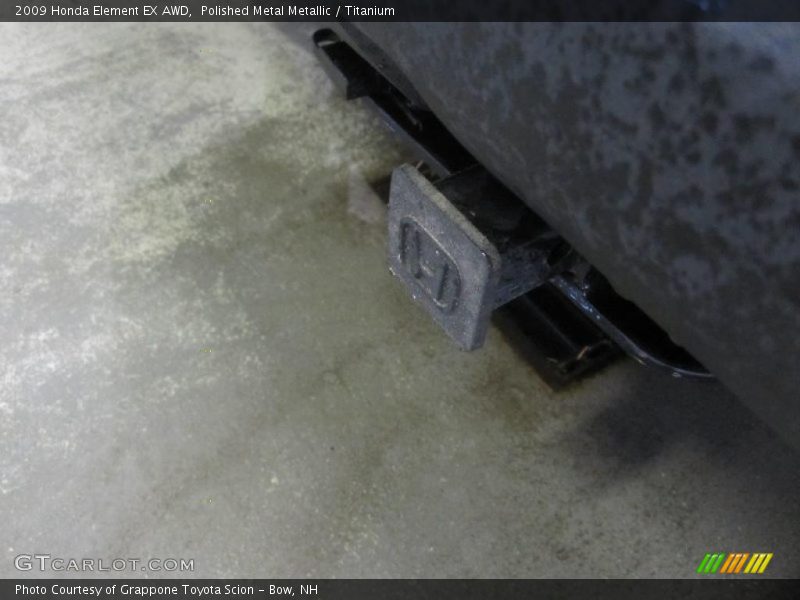 Polished Metal Metallic / Titanium 2009 Honda Element EX AWD