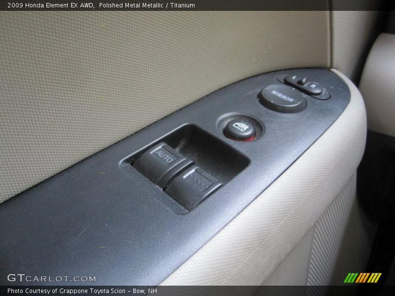 Polished Metal Metallic / Titanium 2009 Honda Element EX AWD
