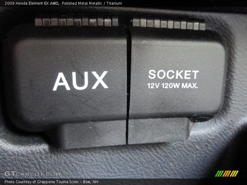Polished Metal Metallic / Titanium 2009 Honda Element EX AWD