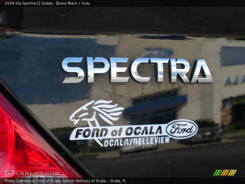 Ebony Black / Gray 2004 Kia Spectra LS Sedan