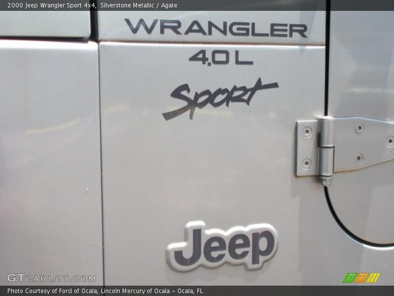 Silverstone Metallic / Agate 2000 Jeep Wrangler Sport 4x4