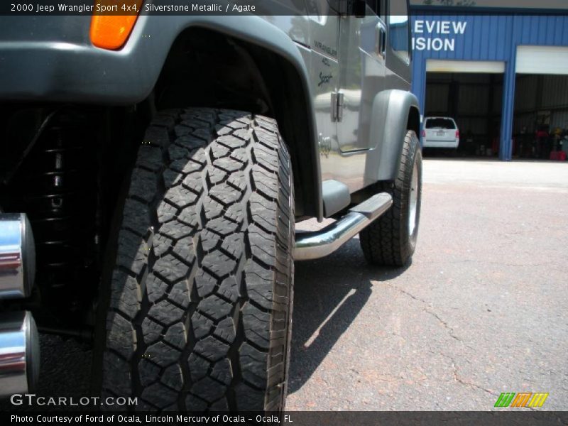 Silverstone Metallic / Agate 2000 Jeep Wrangler Sport 4x4