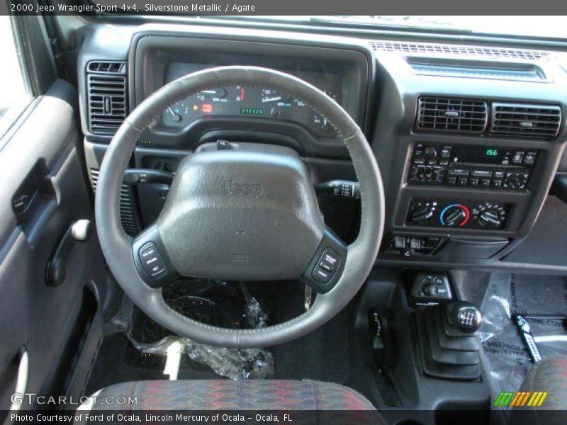 Silverstone Metallic / Agate 2000 Jeep Wrangler Sport 4x4