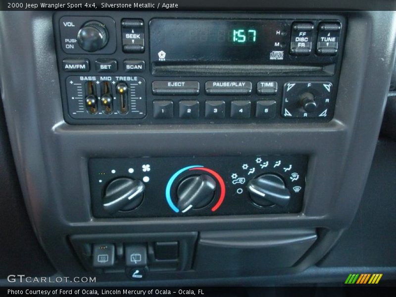 Silverstone Metallic / Agate 2000 Jeep Wrangler Sport 4x4