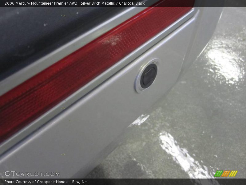Silver Birch Metallic / Charcoal Black 2006 Mercury Mountaineer Premier AWD