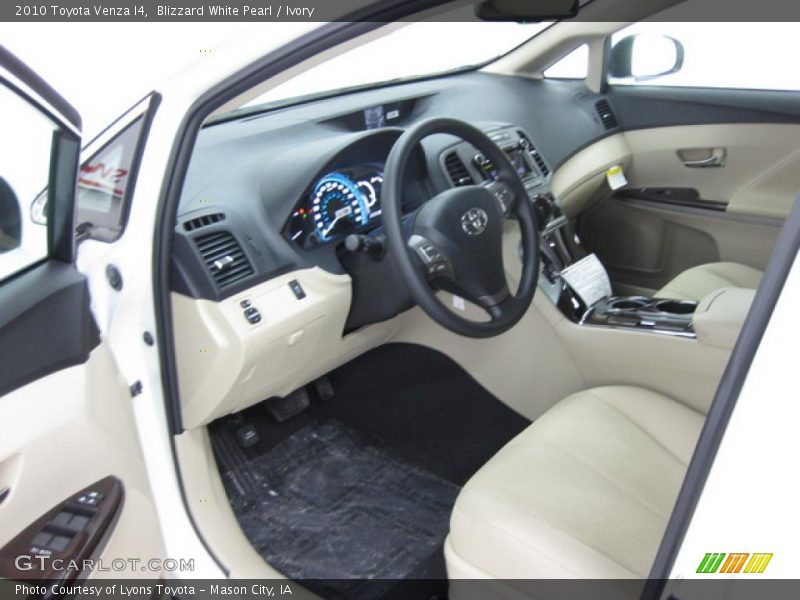 Blizzard White Pearl / Ivory 2010 Toyota Venza I4
