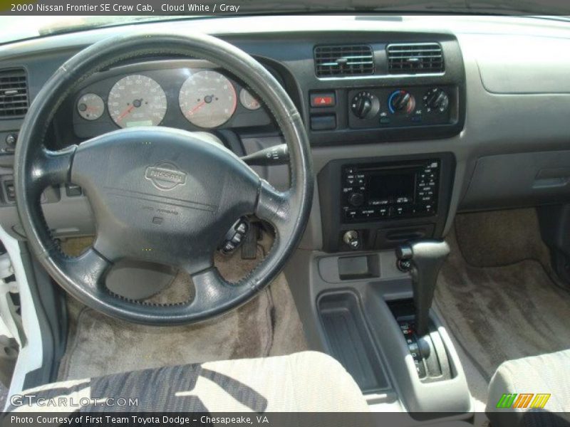 Cloud White / Gray 2000 Nissan Frontier SE Crew Cab