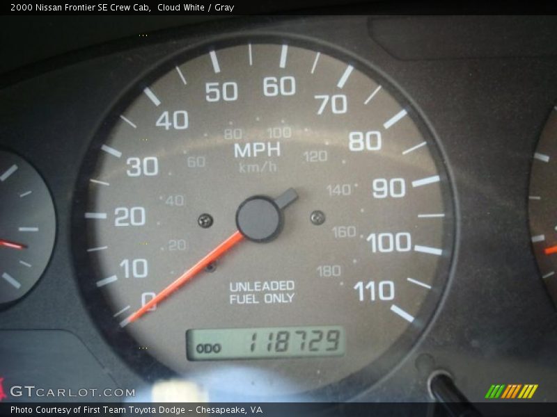 Cloud White / Gray 2000 Nissan Frontier SE Crew Cab