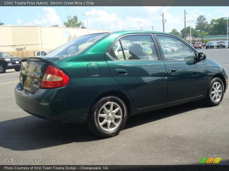 Electric Green Mica / Gray 2002 Toyota Prius Hybrid