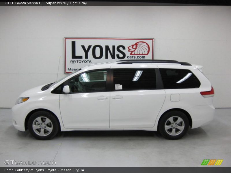 Super White / Light Gray 2011 Toyota Sienna LE