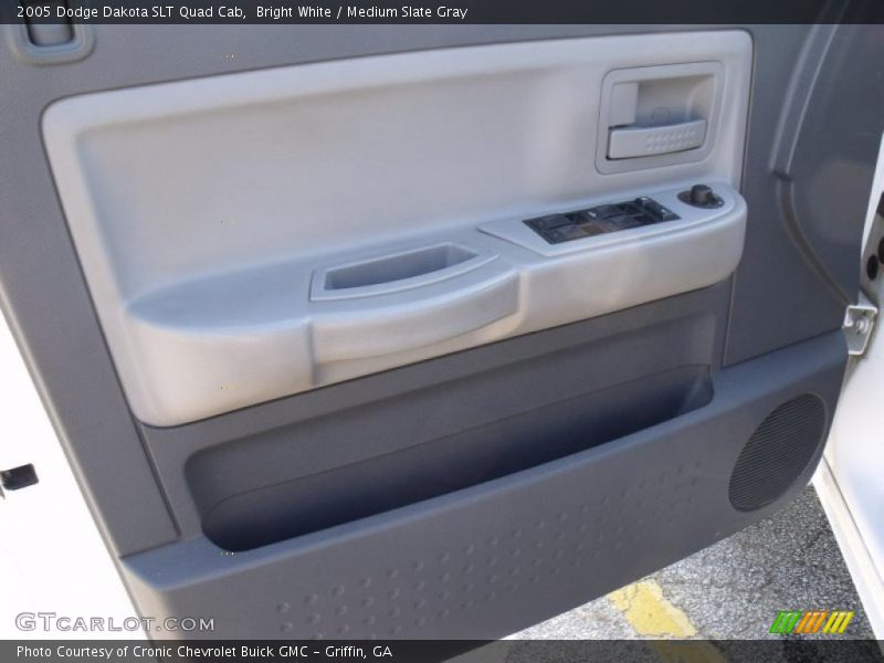 Bright White / Medium Slate Gray 2005 Dodge Dakota SLT Quad Cab