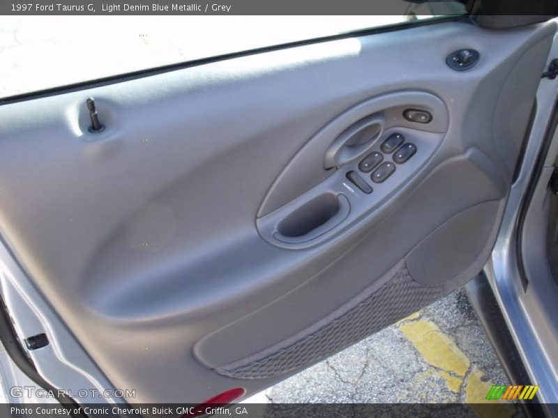 Light Denim Blue Metallic / Grey 1997 Ford Taurus G