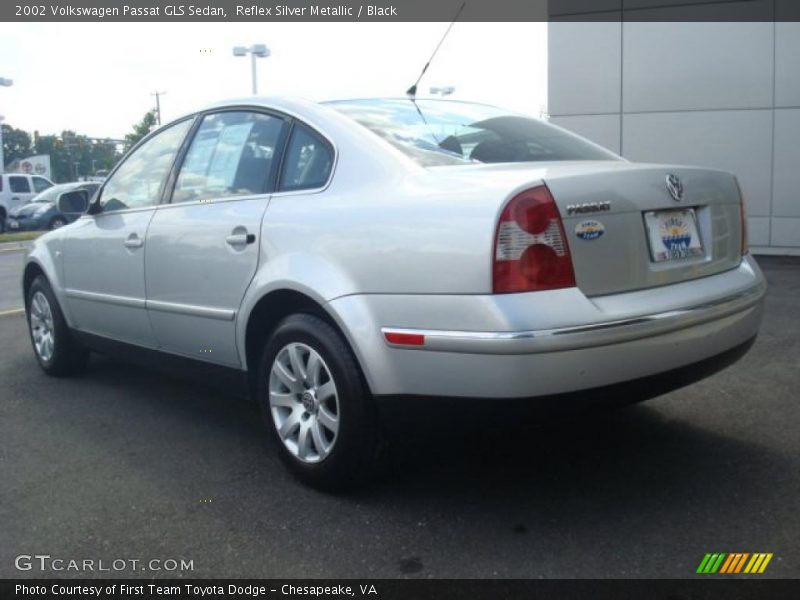Reflex Silver Metallic / Black 2002 Volkswagen Passat GLS Sedan