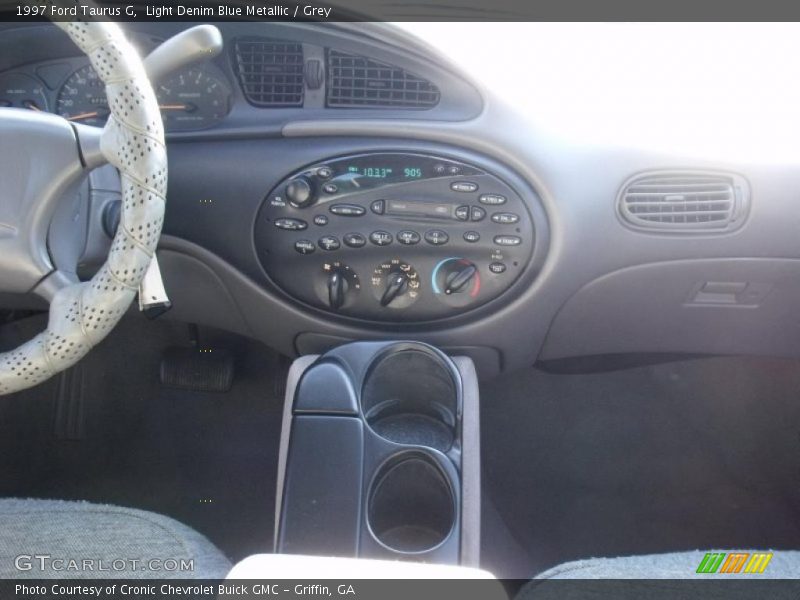 Light Denim Blue Metallic / Grey 1997 Ford Taurus G