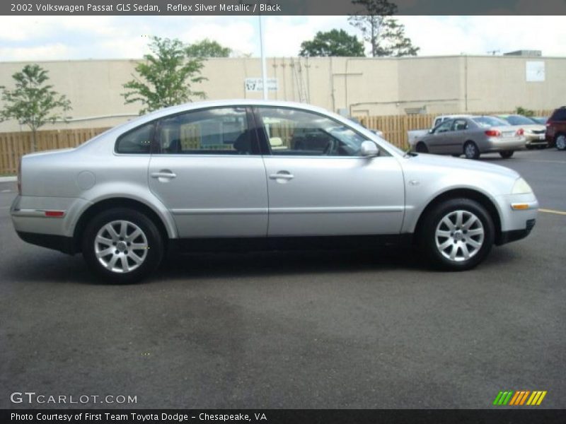 Reflex Silver Metallic / Black 2002 Volkswagen Passat GLS Sedan