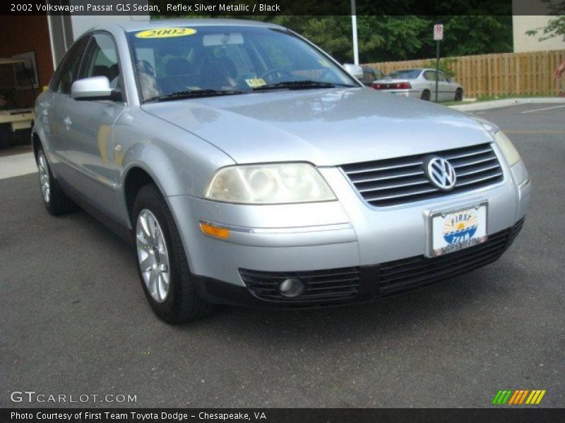 Reflex Silver Metallic / Black 2002 Volkswagen Passat GLS Sedan