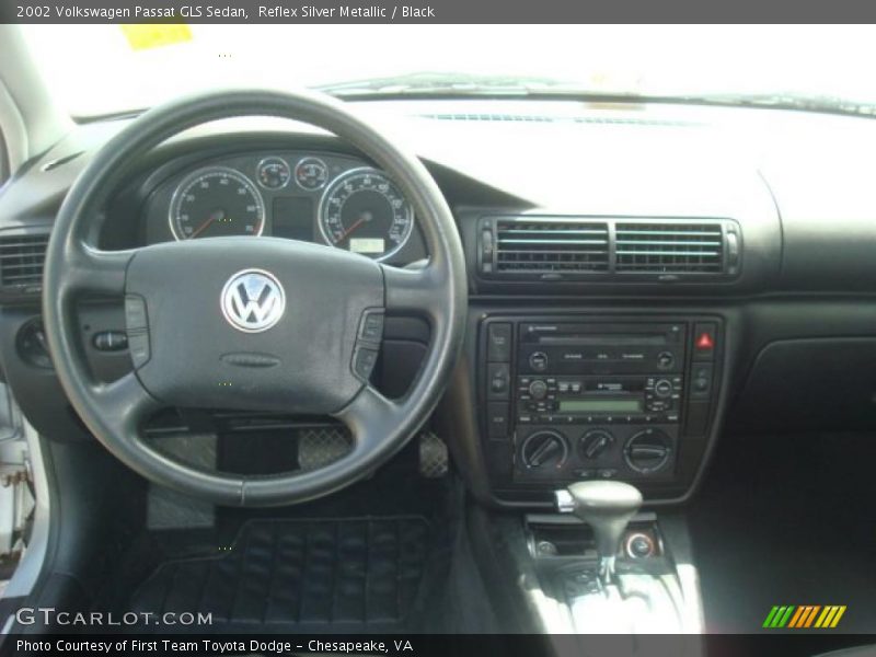 Reflex Silver Metallic / Black 2002 Volkswagen Passat GLS Sedan
