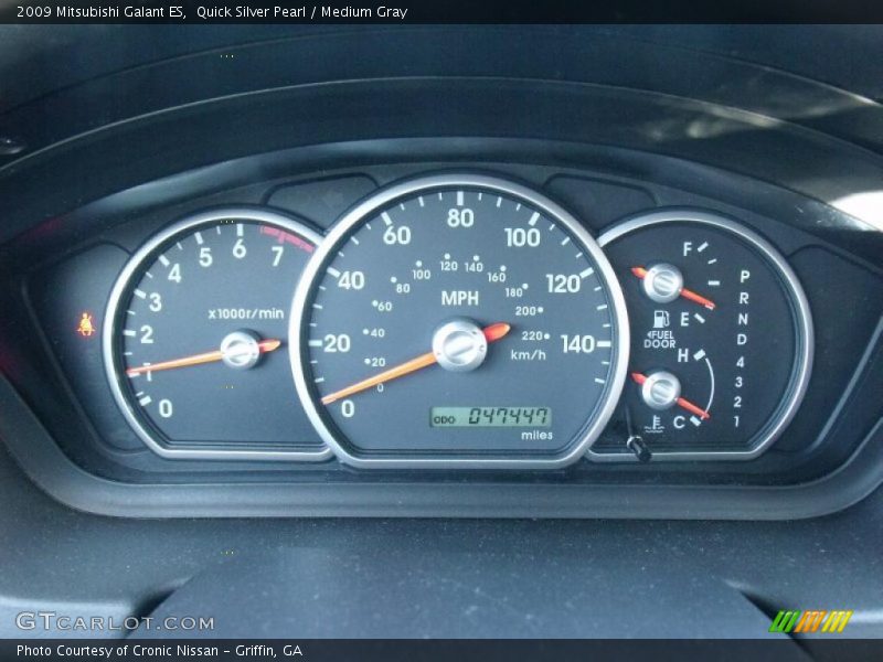 Quick Silver Pearl / Medium Gray 2009 Mitsubishi Galant ES