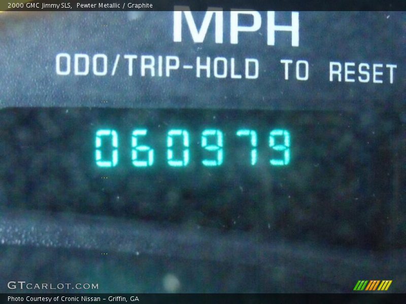 Pewter Metallic / Graphite 2000 GMC Jimmy SLS