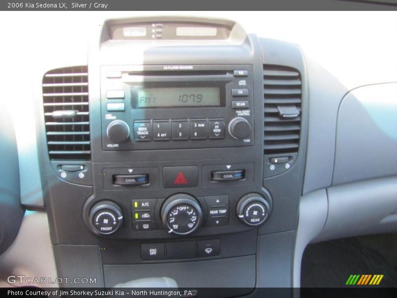 Silver / Gray 2006 Kia Sedona LX
