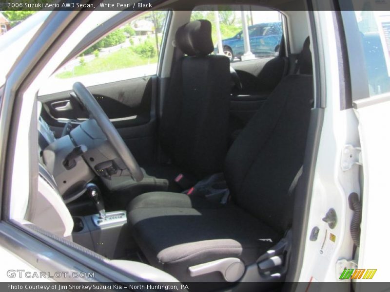 White Pearl / Black 2006 Suzuki Aerio AWD Sedan