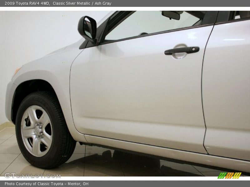 Classic Silver Metallic / Ash Gray 2009 Toyota RAV4 4WD