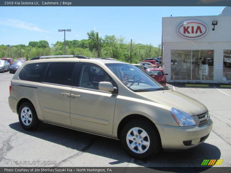 Cashmere / Beige 2009 Kia Sedona LX