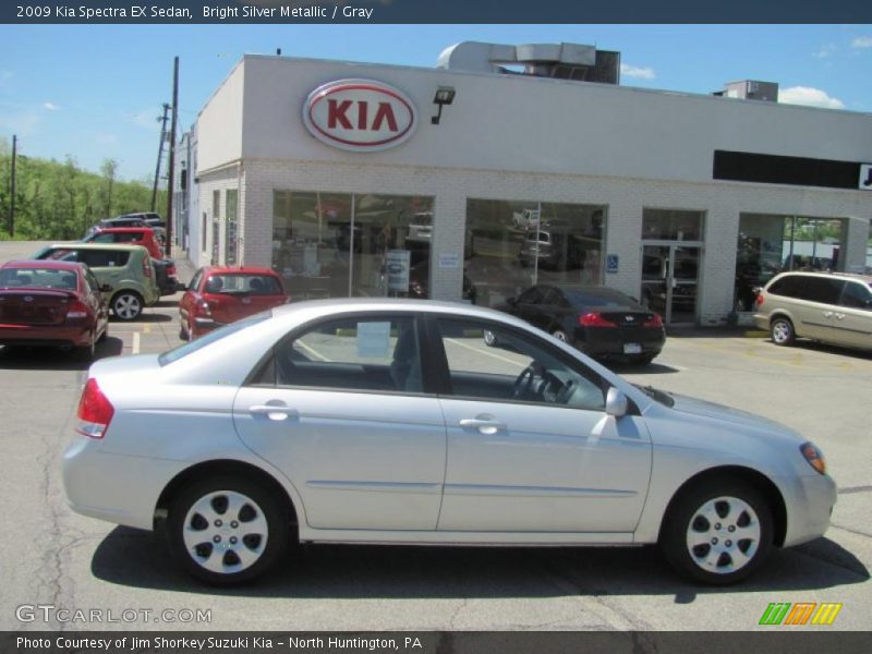 Bright Silver Metallic / Gray 2009 Kia Spectra EX Sedan