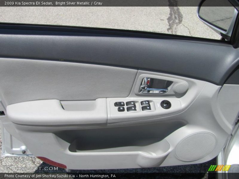 Bright Silver Metallic / Gray 2009 Kia Spectra EX Sedan