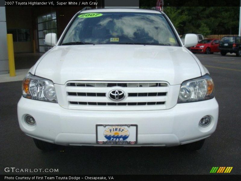 Super White / Ash Gray 2007 Toyota Highlander V6