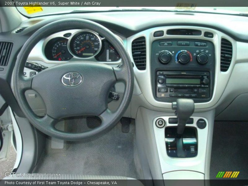 Super White / Ash Gray 2007 Toyota Highlander V6