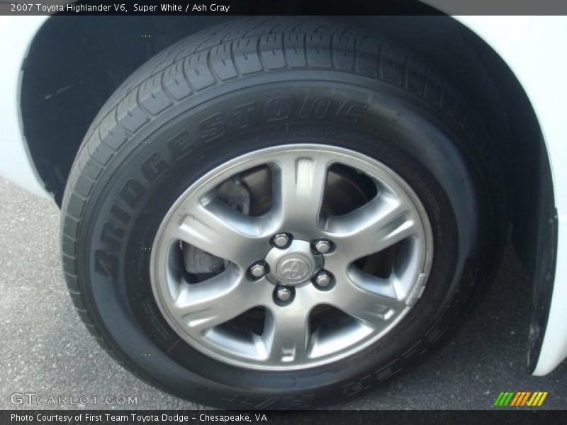 Super White / Ash Gray 2007 Toyota Highlander V6