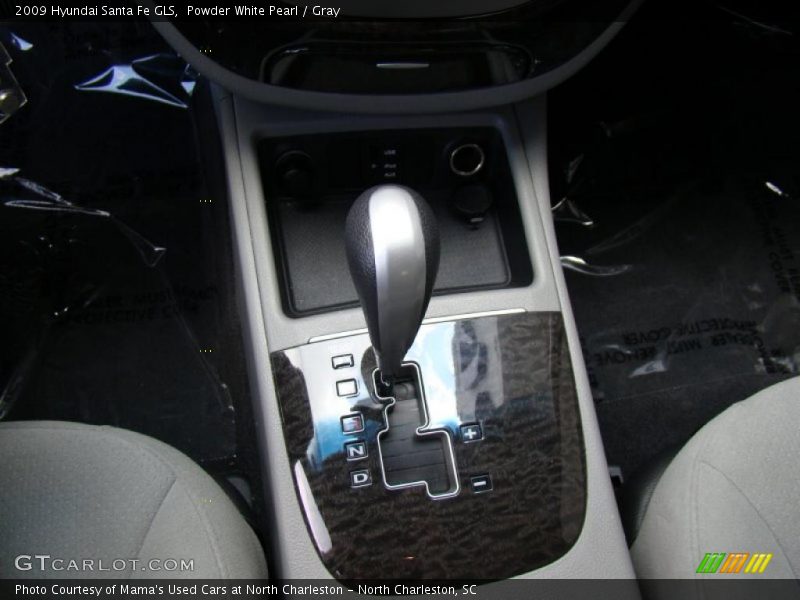 Powder White Pearl / Gray 2009 Hyundai Santa Fe GLS