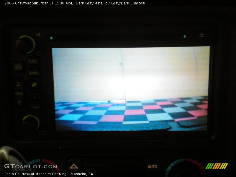 Dark Gray Metallic / Gray/Dark Charcoal 2006 Chevrolet Suburban LT 1500 4x4
