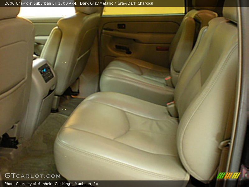 Dark Gray Metallic / Gray/Dark Charcoal 2006 Chevrolet Suburban LT 1500 4x4
