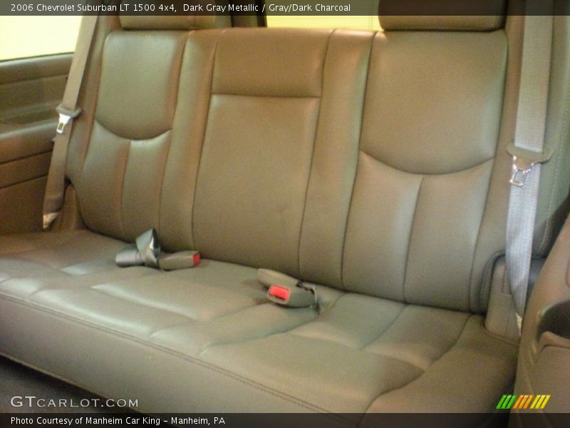 Dark Gray Metallic / Gray/Dark Charcoal 2006 Chevrolet Suburban LT 1500 4x4