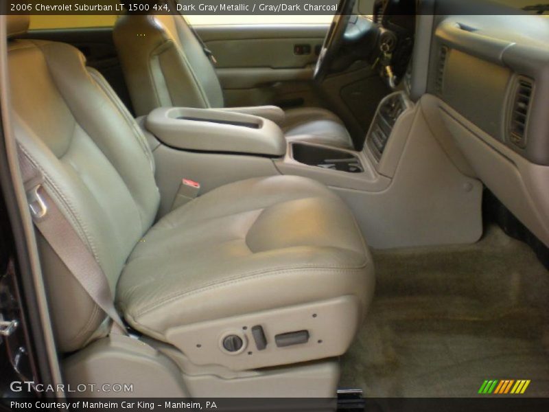 Dark Gray Metallic / Gray/Dark Charcoal 2006 Chevrolet Suburban LT 1500 4x4