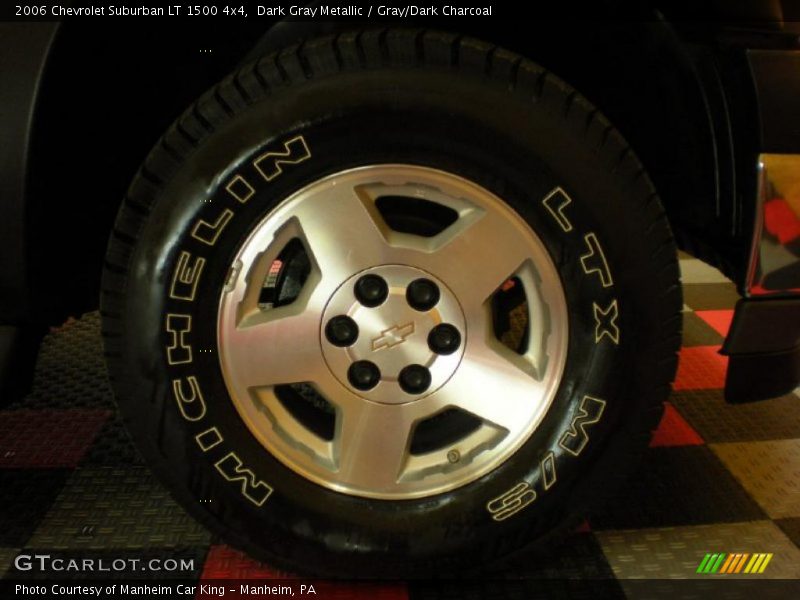 Dark Gray Metallic / Gray/Dark Charcoal 2006 Chevrolet Suburban LT 1500 4x4