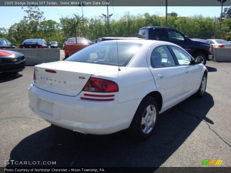 Stone White / Dark Slate Gray 2005 Dodge Stratus SXT Sedan